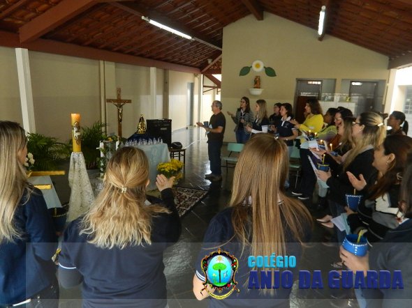 Encontro de Revigoramento Espiritual  À beira do poço  V REVI. 