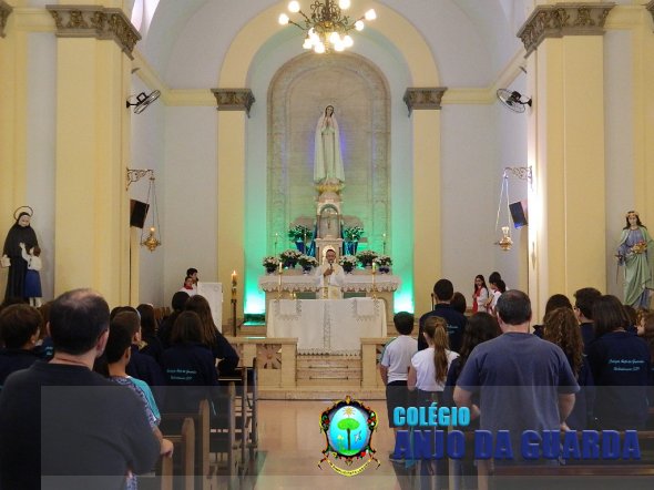 Celebrações Eucarísticas Marianas com as turmas de 6º ano do Ensino Fundamental