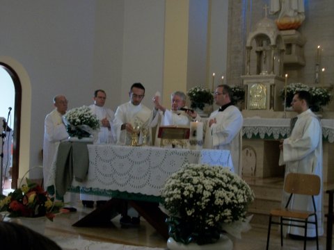 Celebração Eucarística com o Bispo D.Fernando da Diocese de Jaboticabal