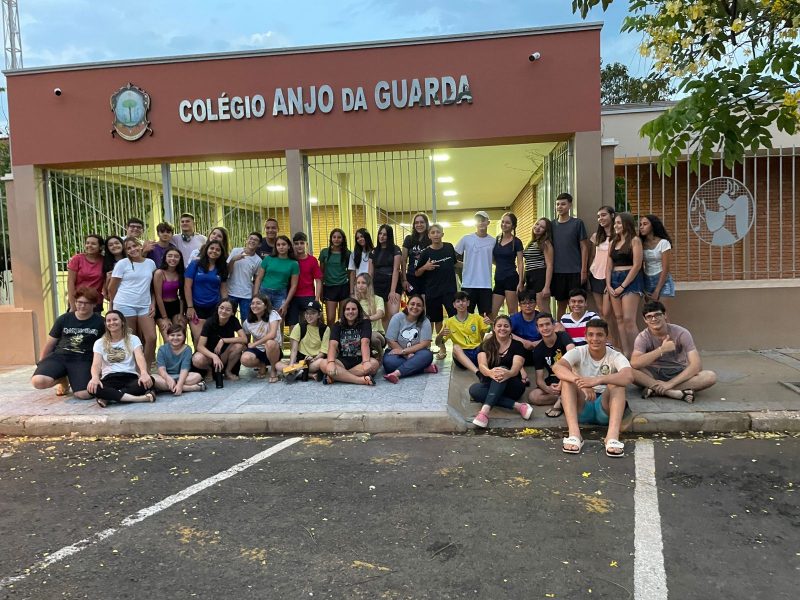 Alunos dos 9ºs anos fazem excursão à Fazenda Belo Horizonte
