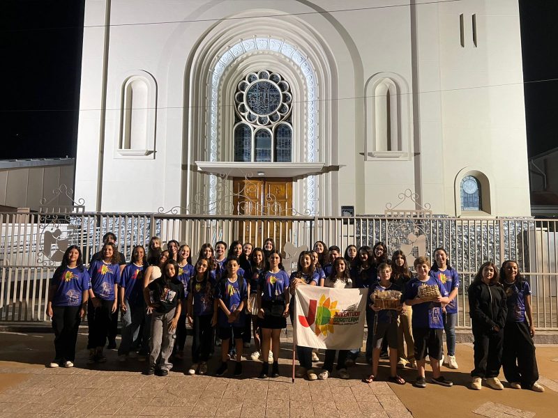Juventude Doroteana realiza peregrinação de esperança e fé