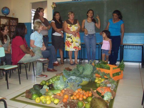 Manhã de sensibilização e visita a projeto social