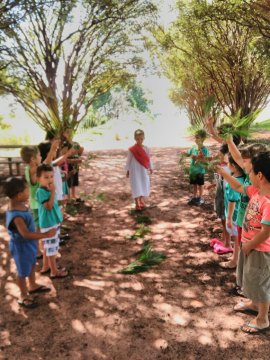 Semana Santa com os pequenos no Assentamento 