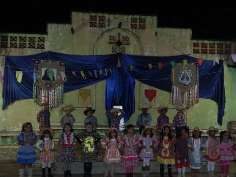 Festa junina com as famílias da sala de 1º ano do Ensino Fundamental, Mãe Aparecida.