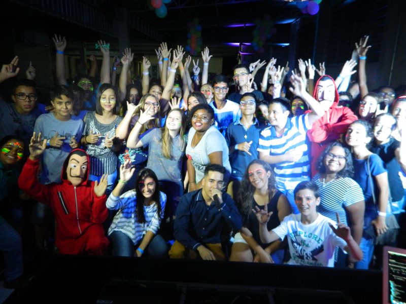 Grêmio Estudantil 2018 e a Festa Neon