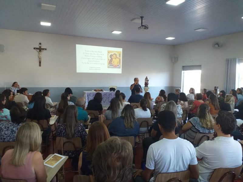 Manhã de Espiritualidade na Quinta-feira Santa